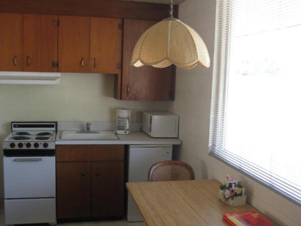 Beaver Lake Lodge Rogers Room photo